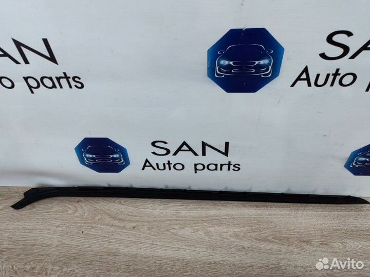 Молдинг лобового стекла левый Bmw 3 F30 N47D20