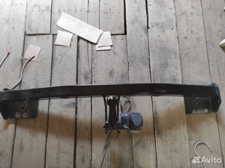 Фаркоп на Mitsubishi Outlander 3