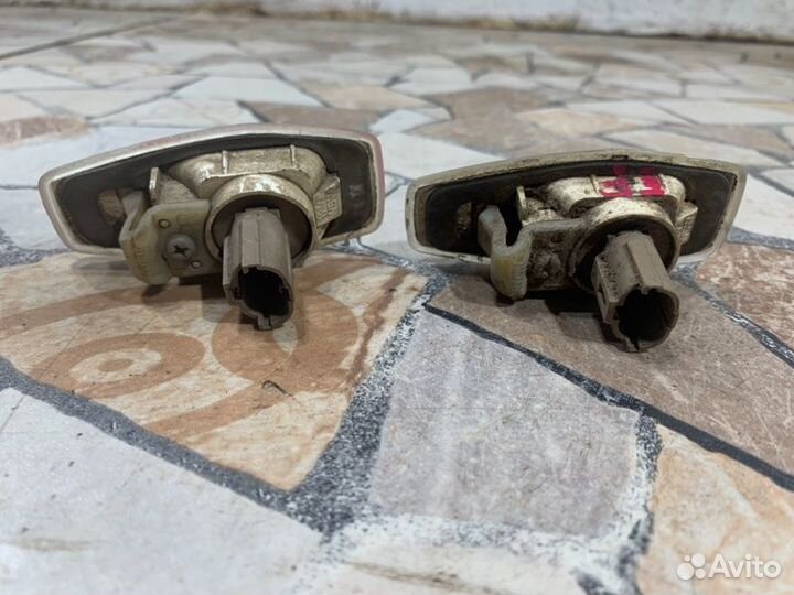 Повторитель поворота в крыло Hyundai Sonata New