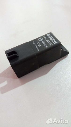 Реле свечей накаливания 30751798 31342687