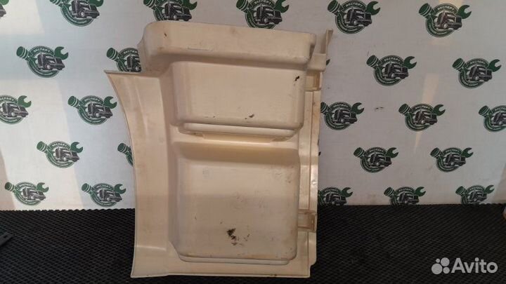 Корпус подножки левый Kamaz 5490