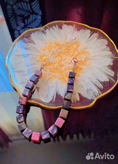 Браслет из Родонита