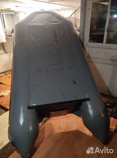 Лодка Хантер 320