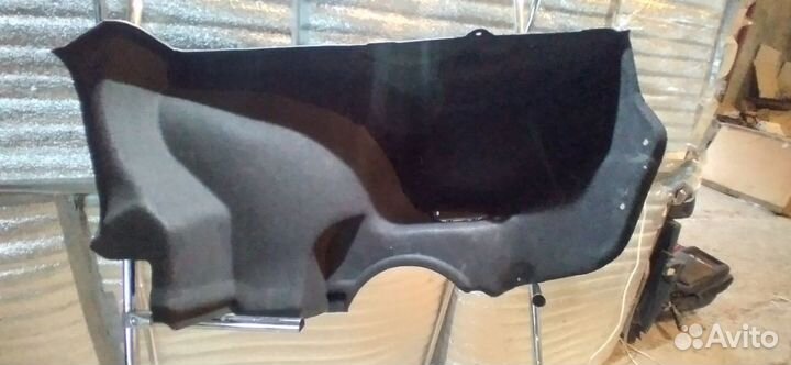 Обшивка багажника Toyota Camry 6472206410 V70