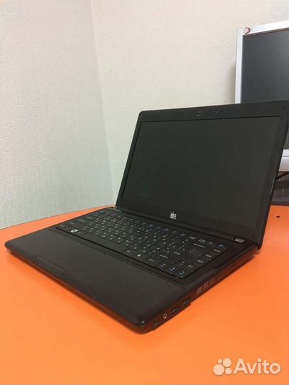 Ноутбук - DNS H54Z- 8DT