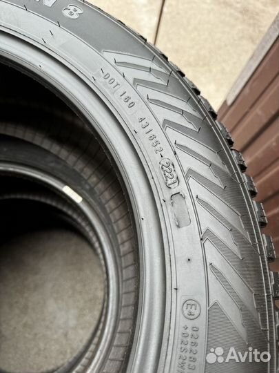 Nokian Tyres Nordman 8 215/55 R17 98T