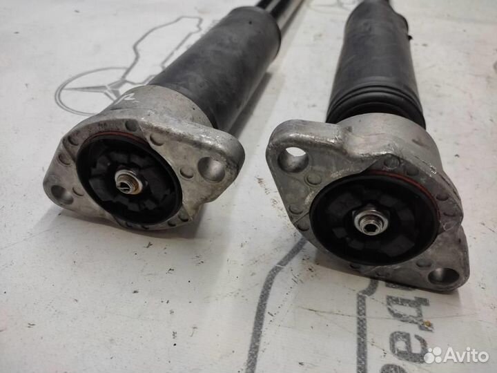 Стойки задние w205 C-class 264.915 09.2018