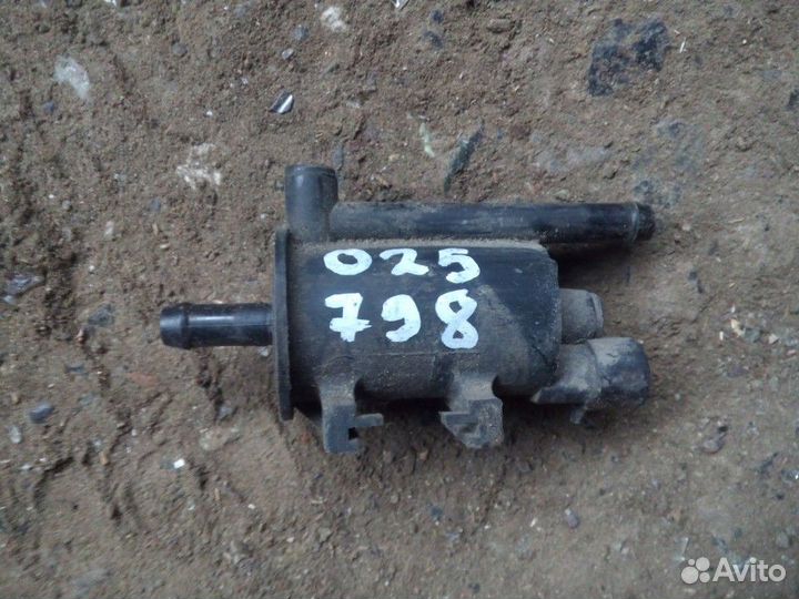 Клапан вентиляции топливного бака Nissan Bluebird