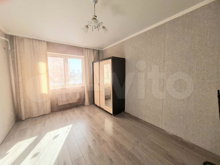 2-к. квартира, 78 м², 4/19 эт.