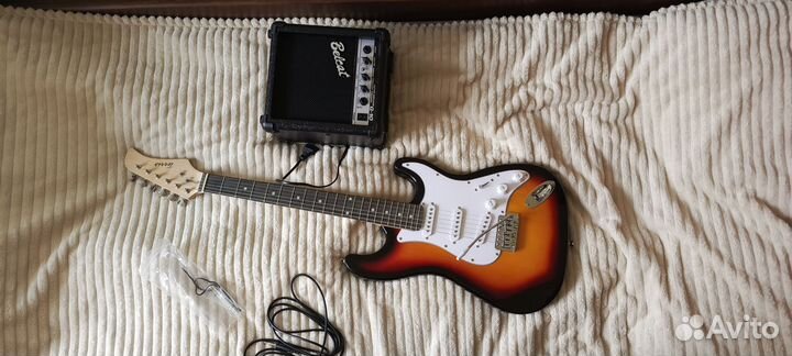 Электрогитара с комбиком Terris