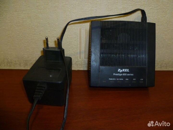 Продаю adsl роутер Zyxel+adsl модем asus DSL-N12U