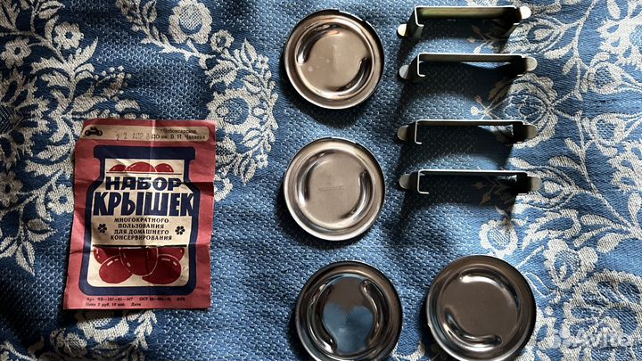 Машинка для закатывания и крышки