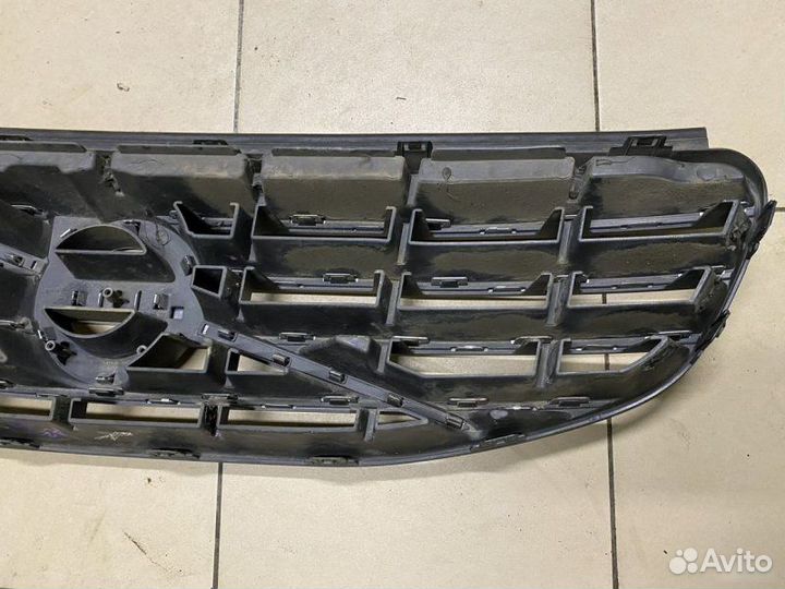 Решетка радиатора Volvo Xc60