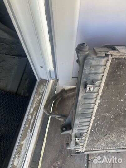 Радиатор охлаждения Audi A6C4 100 C4