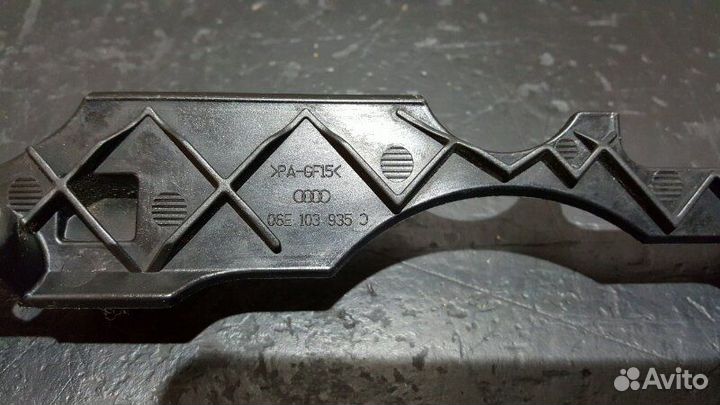 Накладка двигателя Audi A7 4G CGW 2011