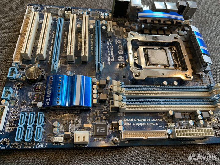 Материнская плата с процессором