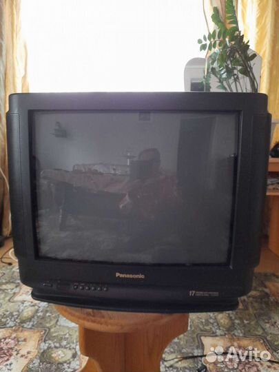 Телевизор Панасоник
