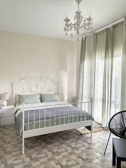 2-к. квартира, 55 м², 3/6 эт.