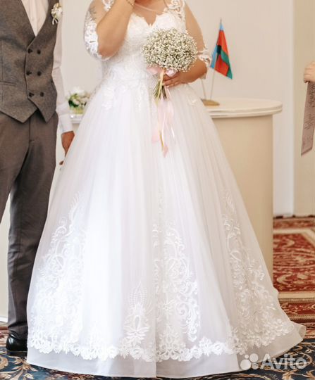 Свадебное платье