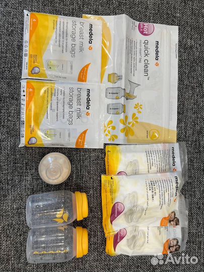 Стартовый набор Medela breastfeeding starter kit