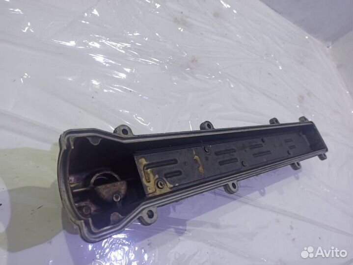 Крышка клапанная Тойота