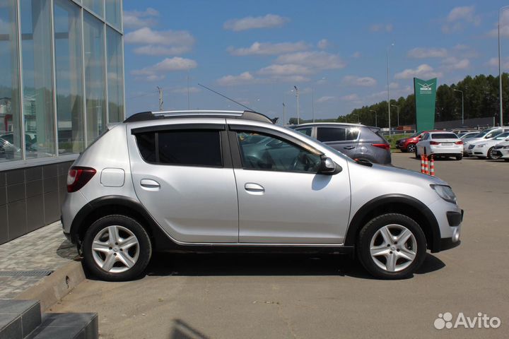 Renault Sandero Stepway 1.6 AT, 2017, 133 009 км