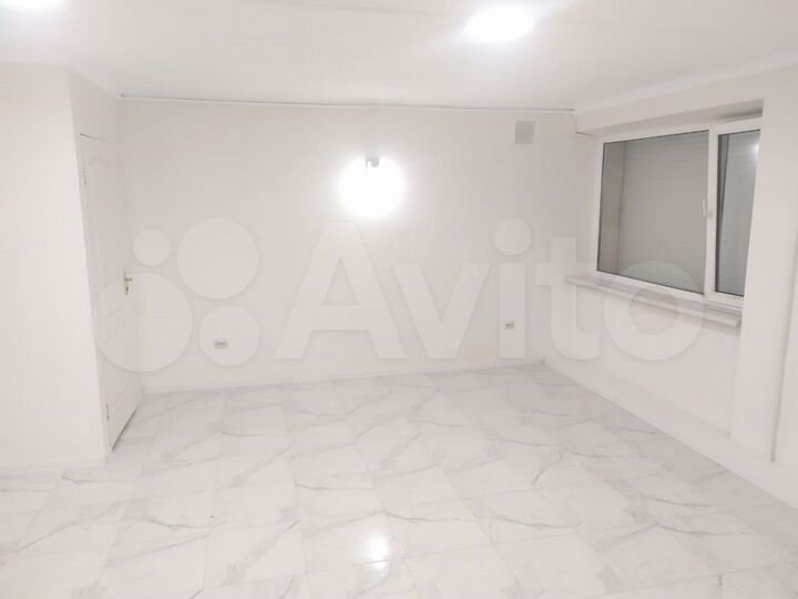 Пивная/Гастроном/Секонд Хенд на Горпищенко, 90 м²