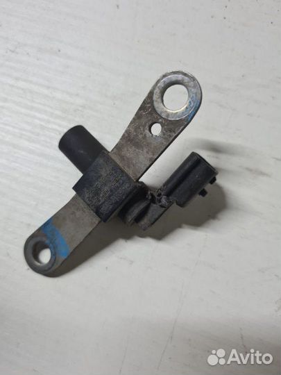 Датчик коленчатого вала Renault Logan LS K7JA710