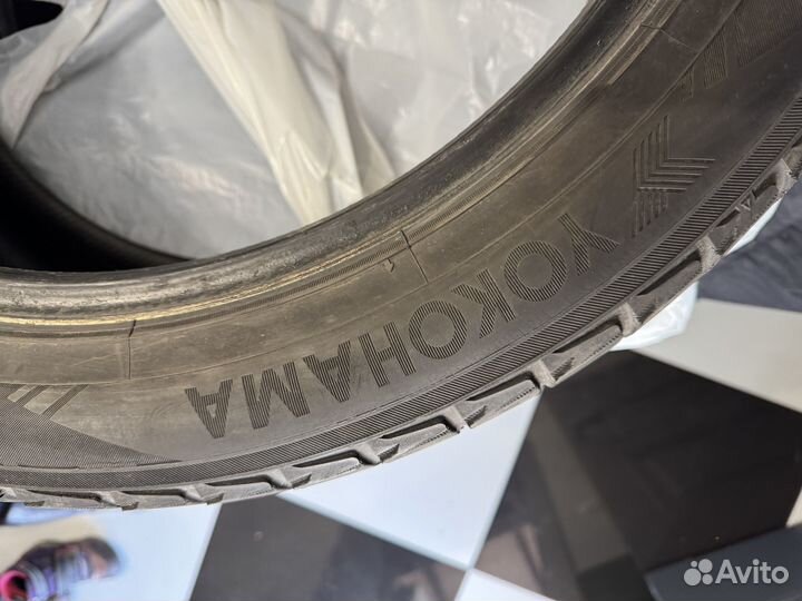 Yokohama Ice Guard G075 285/45 R22