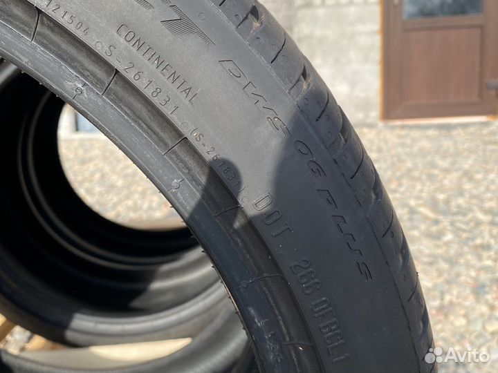 Continental ExtremeContact DWS 245/35 R19 и 275/30 R19