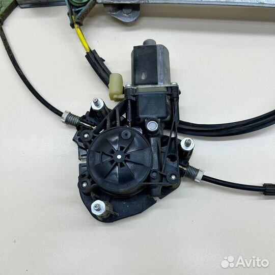 Стеклоподъемник электр. передний правый LADA Grant