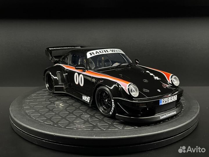 Porsche 911 (930) RWB Yaju - GT Spirit 1/18