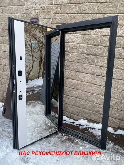 Тяжелая дверь входная под ключ