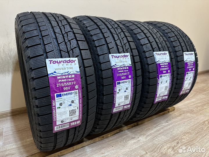 Tourador Winter Pro TSU2 215/55 R17 97V