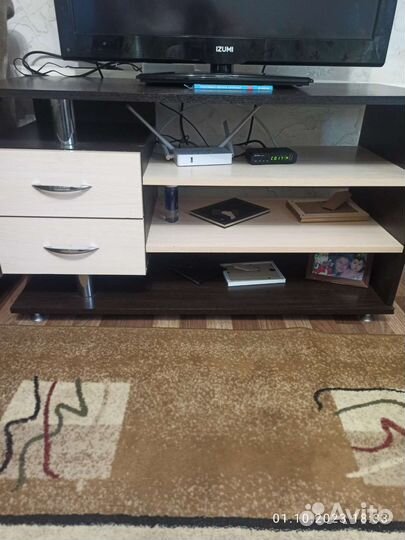 Тумба под телевизор