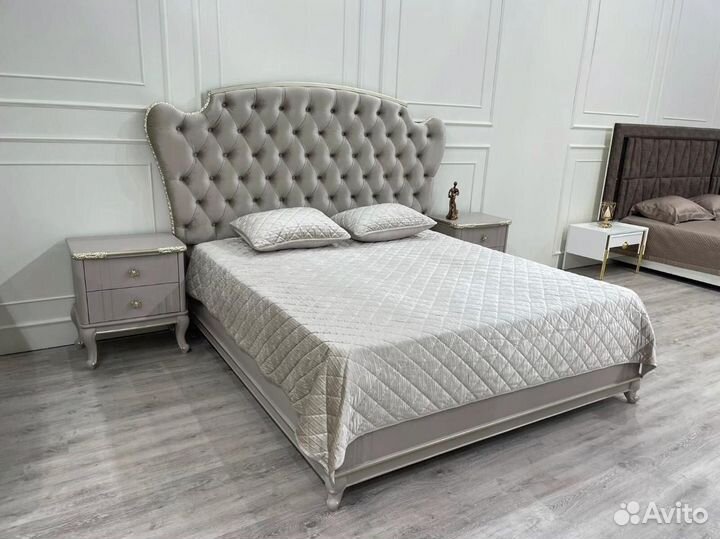 Спальный гарнитур мия