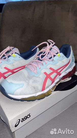 Кроссовки asics женские