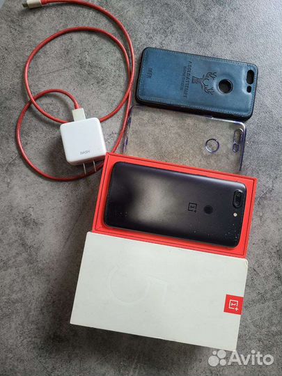 Oneplus 5T (8/128 Gb)