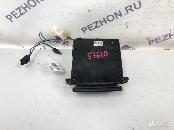 Пепельница передняя Hyundai Tucson внедорожник 2.0