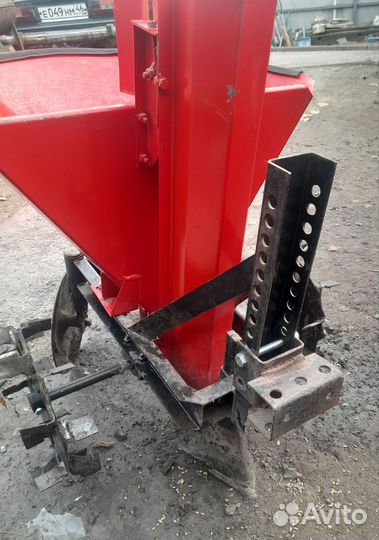 Картофелесажалка для мотоблока бу