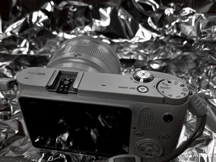 Фотоаппарат Samsung NX1000 Kit