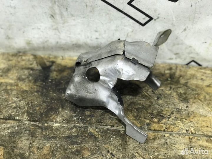 Тепловой экран Land Rover Discovery Sport 1 AJ200D