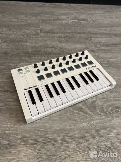 Миди клавиатура arturia minelab mk2