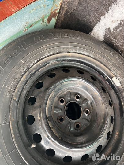 Yokohama Geolandar G033T 215/70 R16