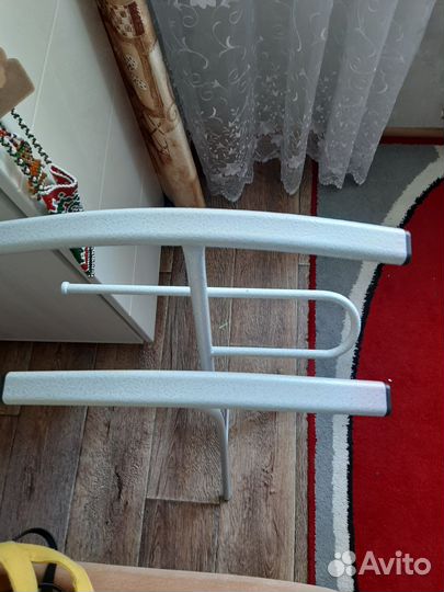 Вешалка напольная детская