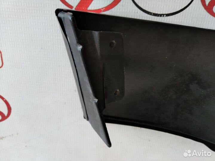 Панель фонаря правая Chevrolet Lanos 1997-2002