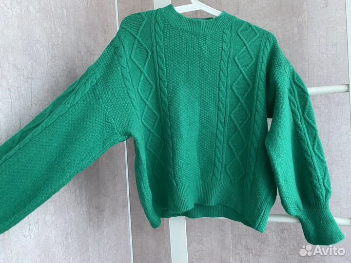 Свитер