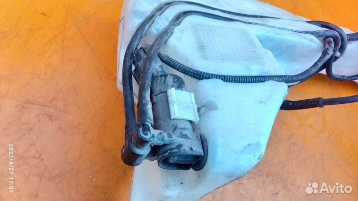 Бачок омывателя для Ford Focus 2 2005-2011