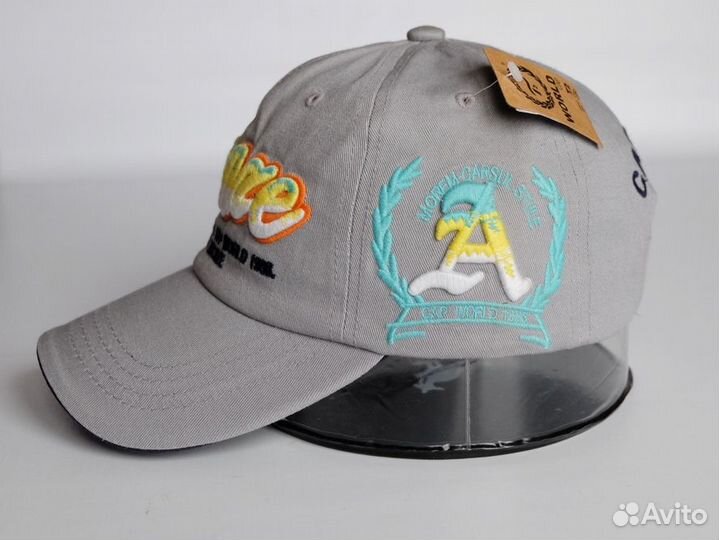 Классическая бейсболка 