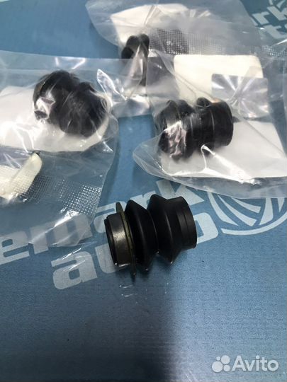 Пыльник втулки Toyota Camry